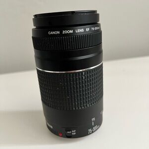 Canon Black Zoom Lens EF 75-300mm